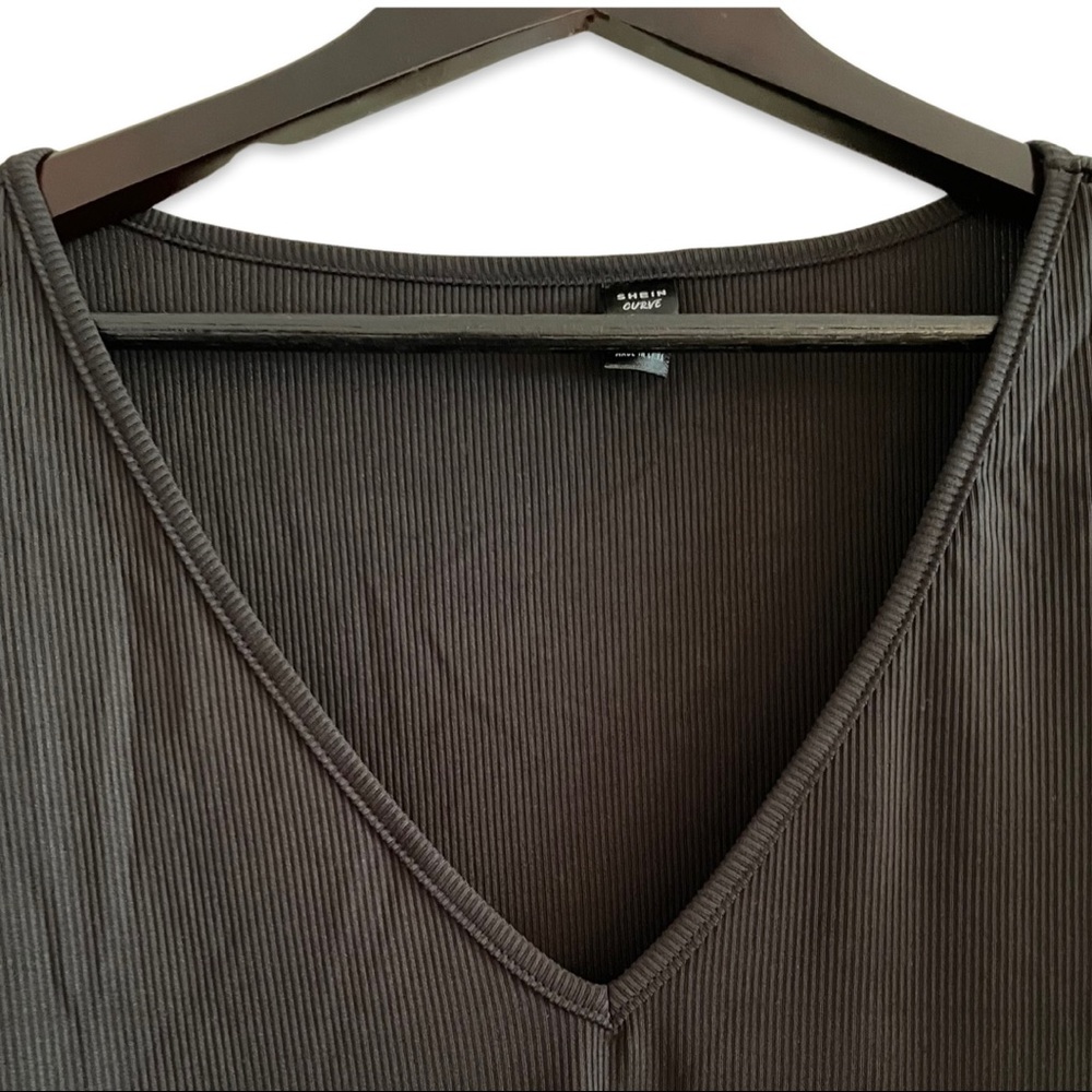 Romantic Ribbed and Ruffled Top - Picture 8 of 9